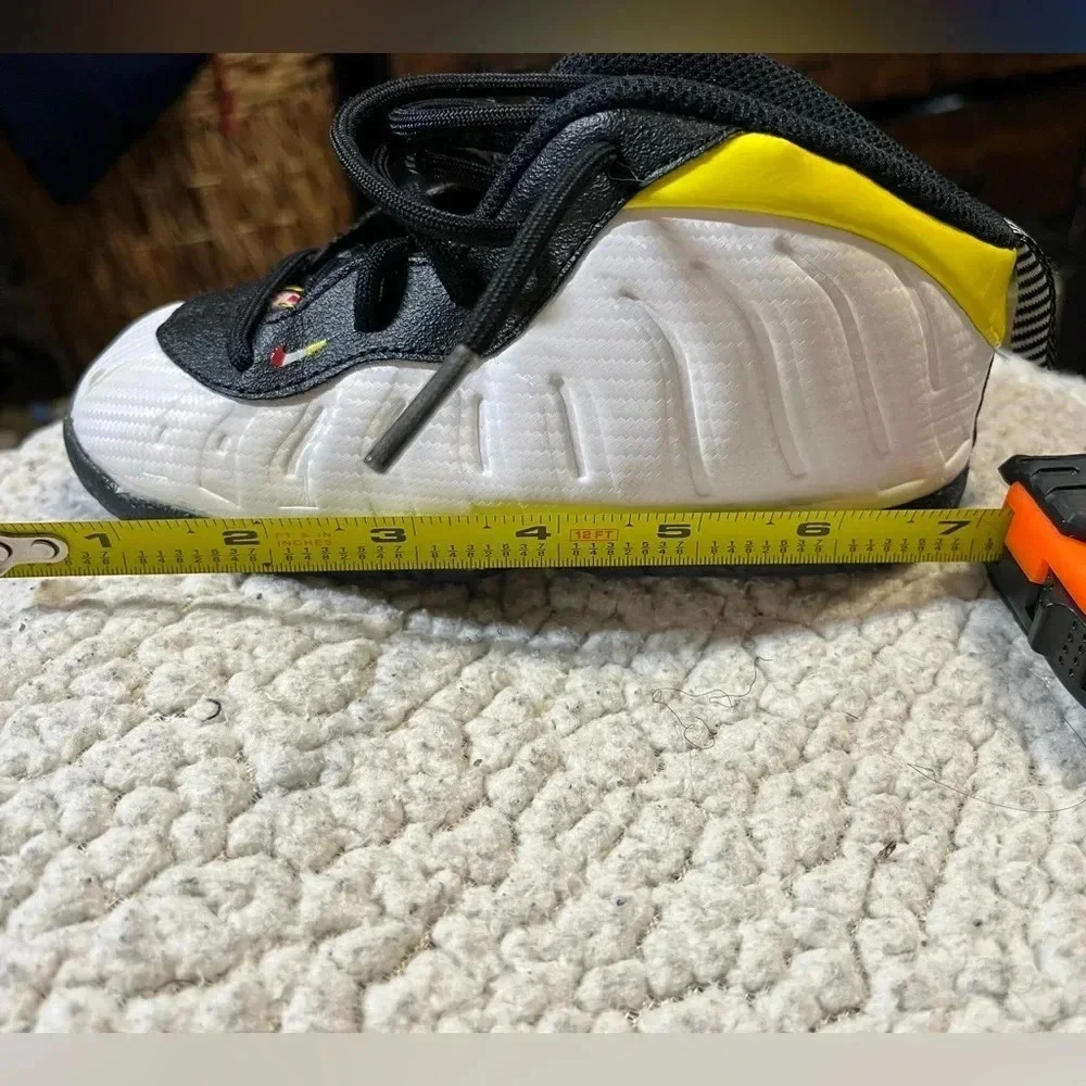 Nike Little Posite Foamposite kids tennis shoes size 10C yellow trim black white